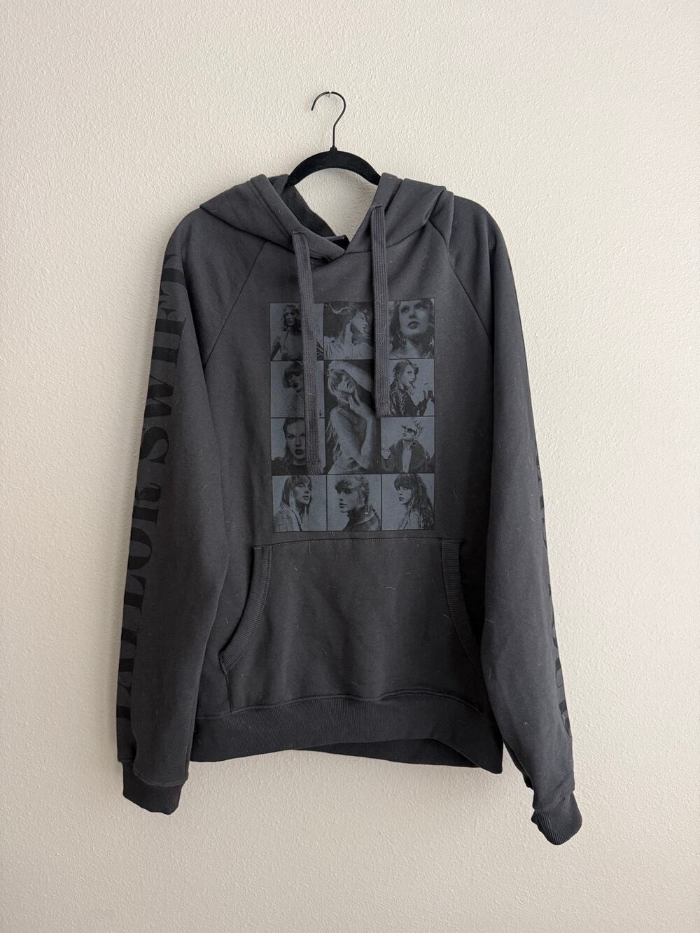 Taylor Swift "The Eras Tour" Sz M Hoodie Dark Charcoal Grey Black Front Pocket